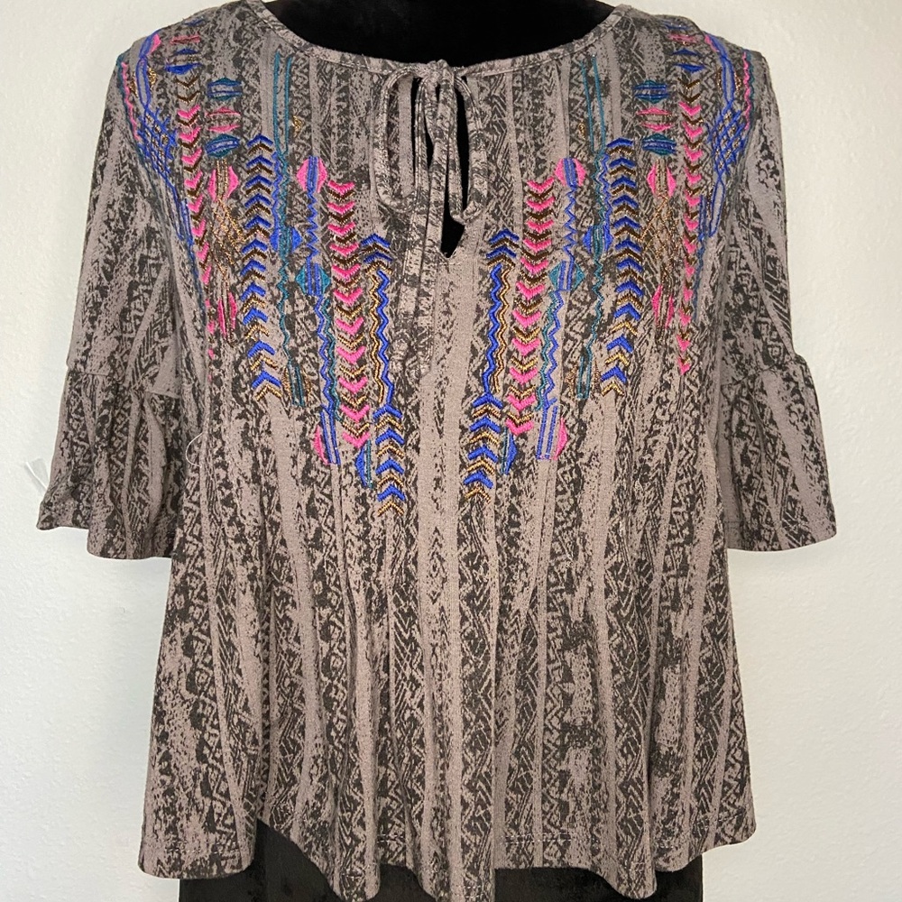 Embroidered Boho Blouse Size Medium